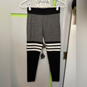 Bombshell sportswear leggings